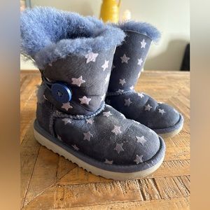 Adorable Toddler Star Uggs